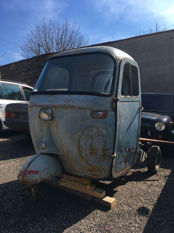 Tri-porteur Piaggio APE Classic 400